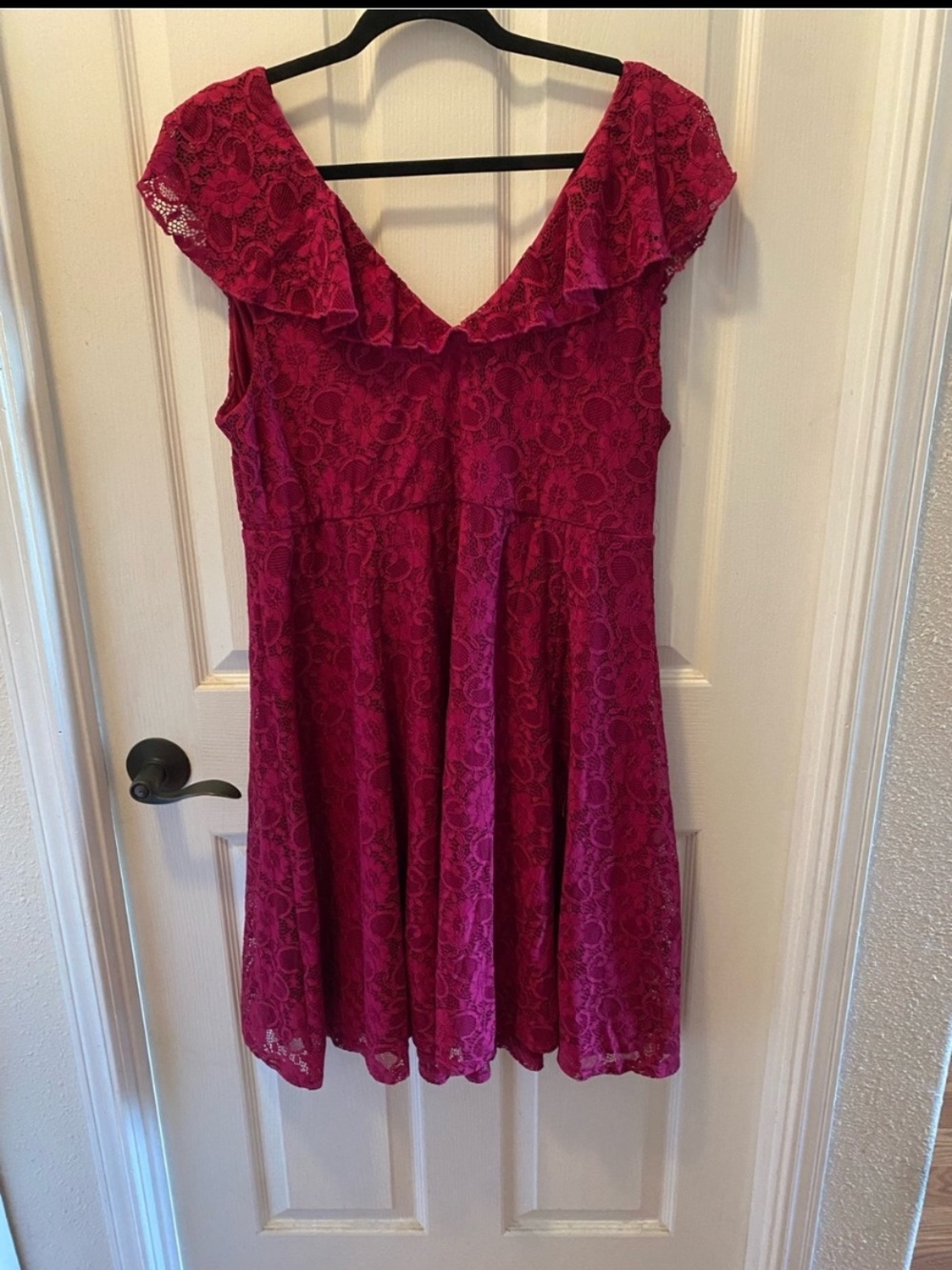 torrid Deep Pink Lace Sleeveless Dress - Picture 3 of 4